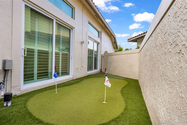 2550 NW 52ND Street, Boca Raton, FL 33496