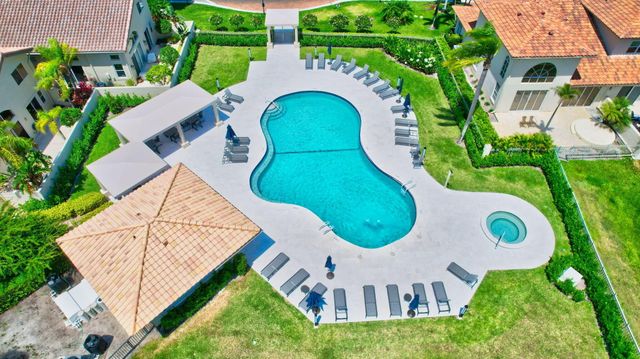 2550 NW 52ND Street, Boca Raton, FL 33496