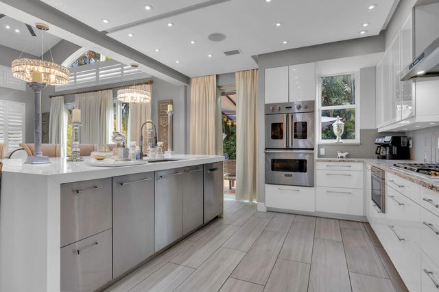 2550 NW 52ND Street, Boca Raton, FL 33496