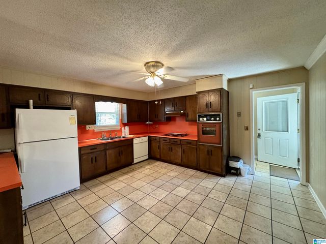 41 ARMSTRONG LOOP, Hayden, AL 35079