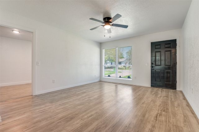 4625 Kyle Drive, Balch Springs, TX 75180