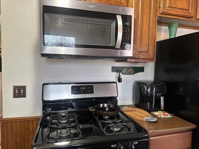 6912 60th Avenue N, Crystal, MN 55428