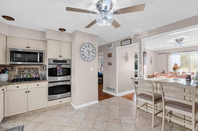 26 Tralee Road, Hazlet, NJ 07730