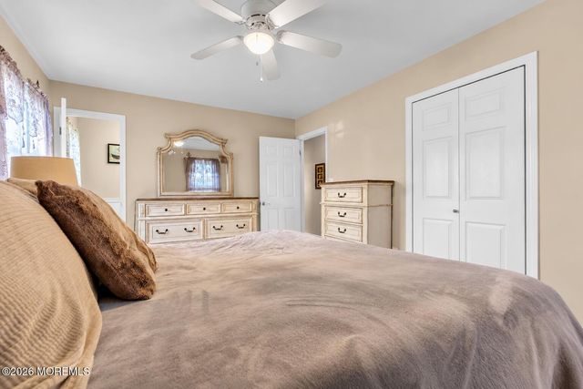 26 Tralee Road, Hazlet, NJ 07730