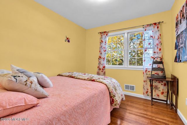 26 Tralee Road, Hazlet, NJ 07730