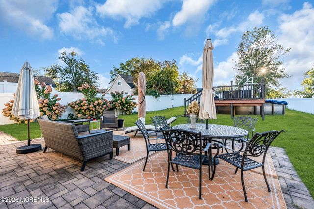 26 Tralee Road, Hazlet, NJ 07730