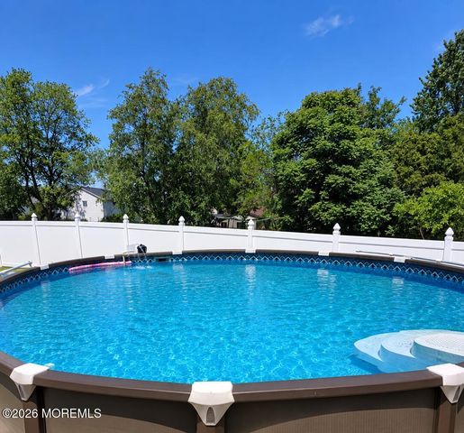 26 Tralee Road, Hazlet, NJ 07730