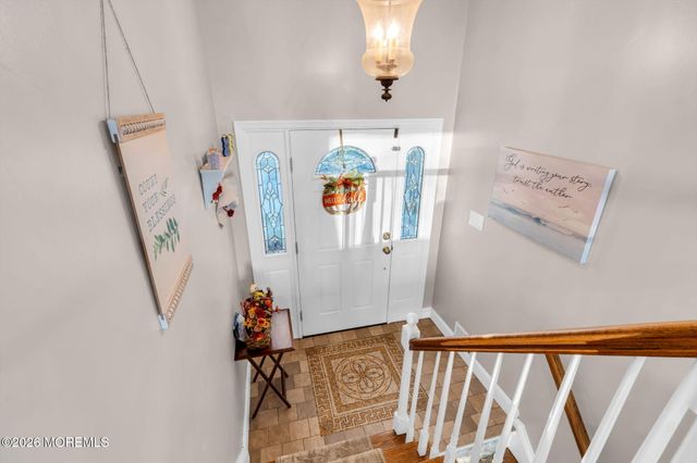 26 Tralee Road, Hazlet, NJ 07730