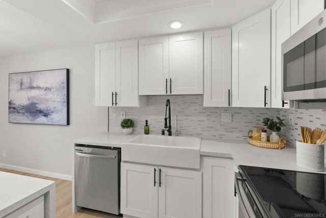 524 Via De La Valle H, Solana Beach, CA 92075