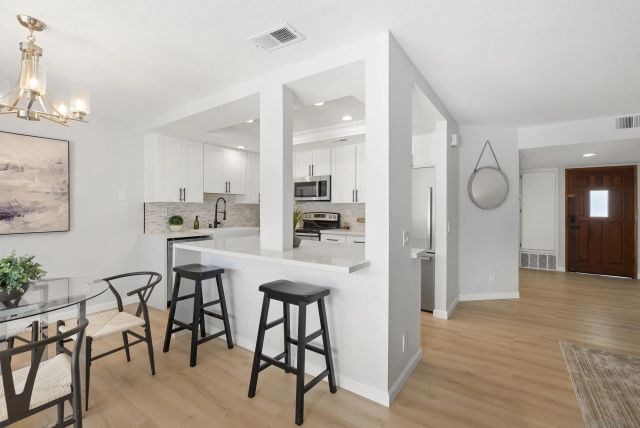 524 Via De La Valle H, Solana Beach, CA 92075