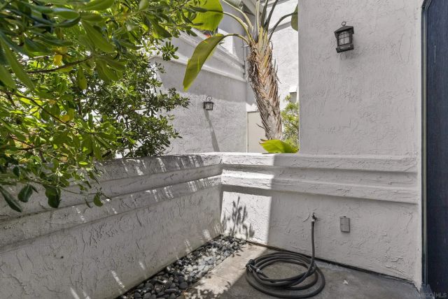 524 Via De La Valle H, Solana Beach, CA 92075
