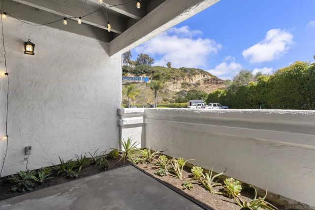 524 Via De La Valle H, Solana Beach, CA 92075