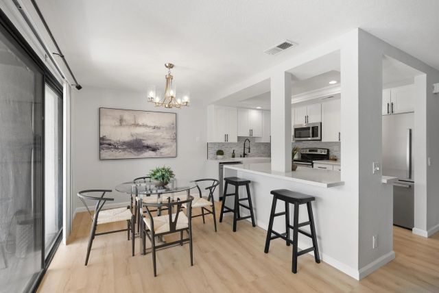 524 Via De La Valle H, Solana Beach, CA 92075