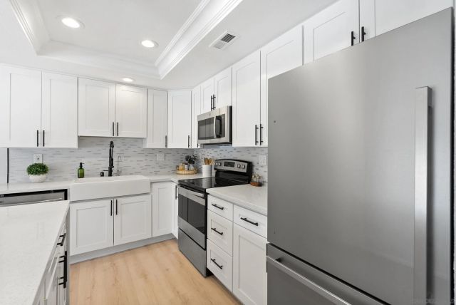 524 Via De La Valle H, Solana Beach, CA 92075