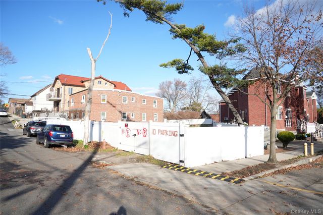 2521 127th Street, Flushing, NY 11354