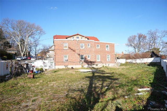 2521 127th Street, Flushing, NY 11354