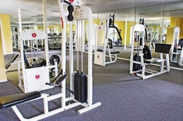 12166 Metric BLVD 2006, Austin, TX 78758