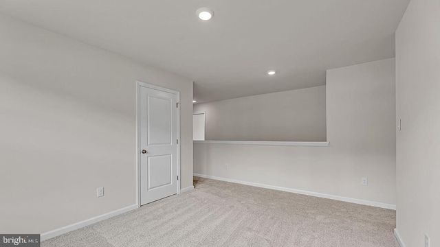 5 DAHLIA CT, Bayville, NJ 08721