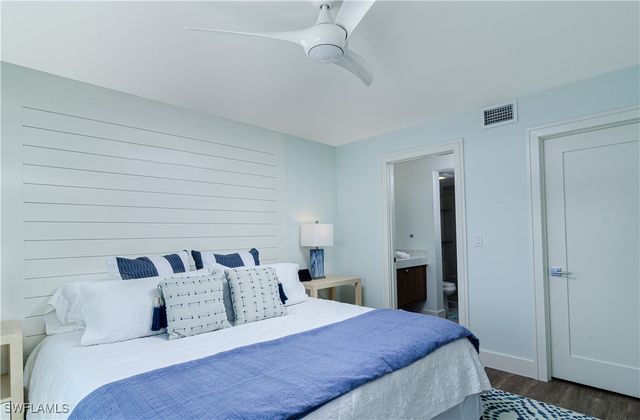 10682 Gulf Shore DR C-204, Naples, FL 34108