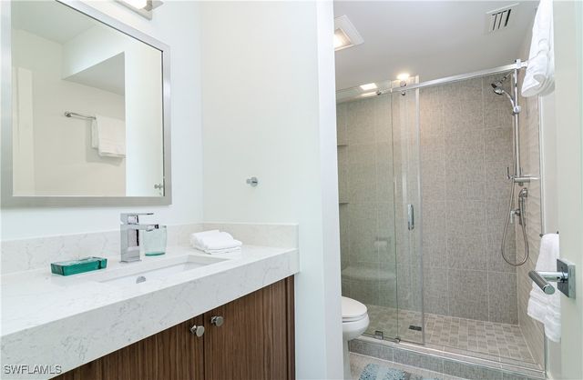 10682 Gulf Shore DR C-204, Naples, FL 34108