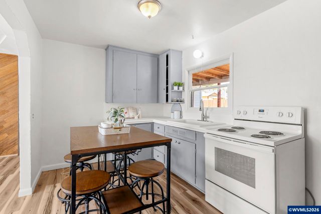 270 Gwinn St W, Monmouth, OR 97361