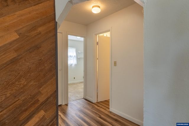270 Gwinn St W, Monmouth, OR 97361