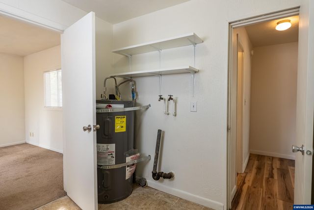 270 Gwinn St W, Monmouth, OR 97361
