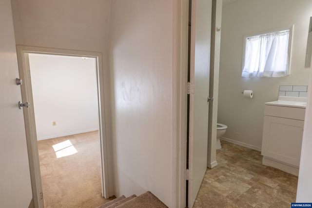 270 Gwinn St W, Monmouth, OR 97361
