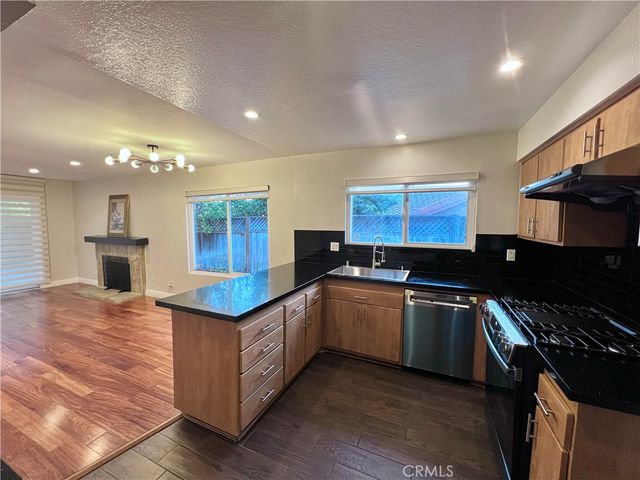 2212 Shirlee, West Covina, CA 91792
