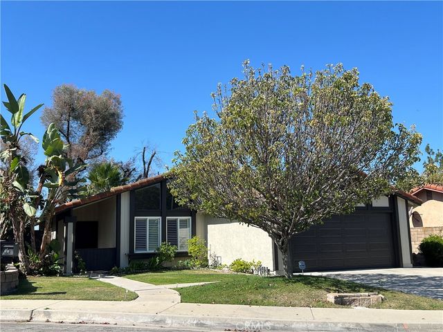 2212 Shirlee, West Covina, CA 91792