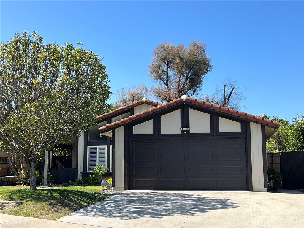 2212 Shirlee, West Covina, CA 91792