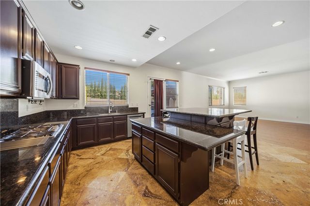 40949 Knoll Drive, Palmdale, CA 93551