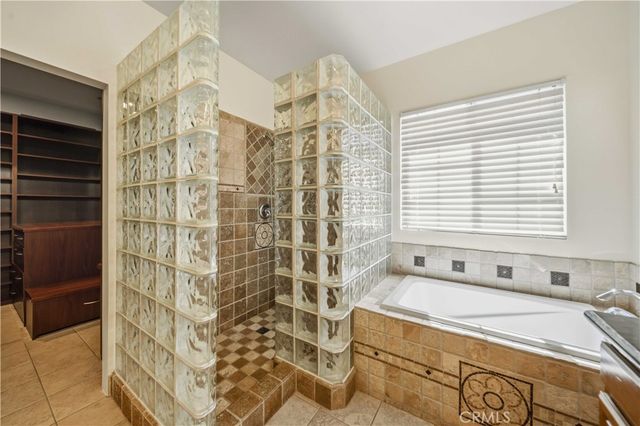 40949 Knoll Drive, Palmdale, CA 93551