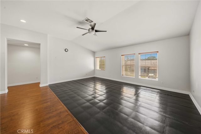 40949 Knoll Drive, Palmdale, CA 93551