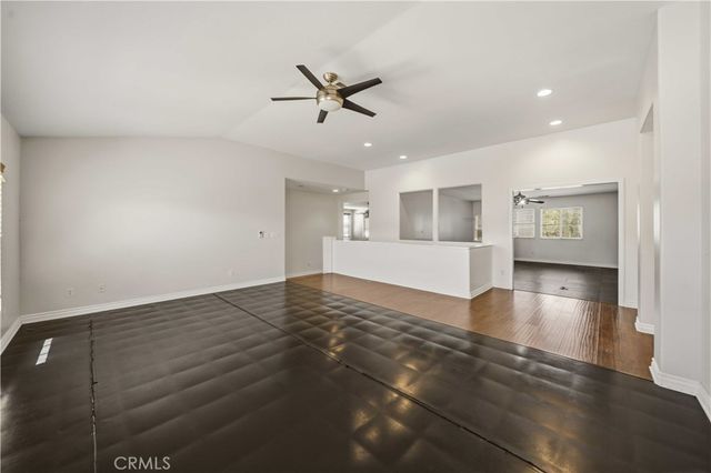 40949 Knoll Drive, Palmdale, CA 93551