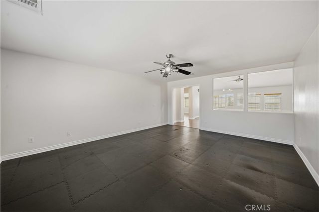 40949 Knoll Drive, Palmdale, CA 93551