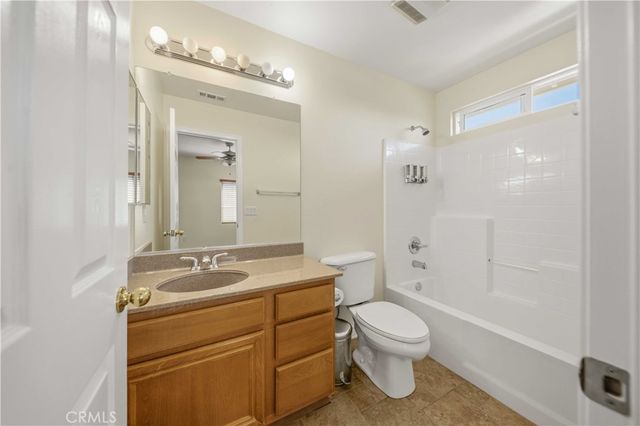 40949 Knoll Drive, Palmdale, CA 93551