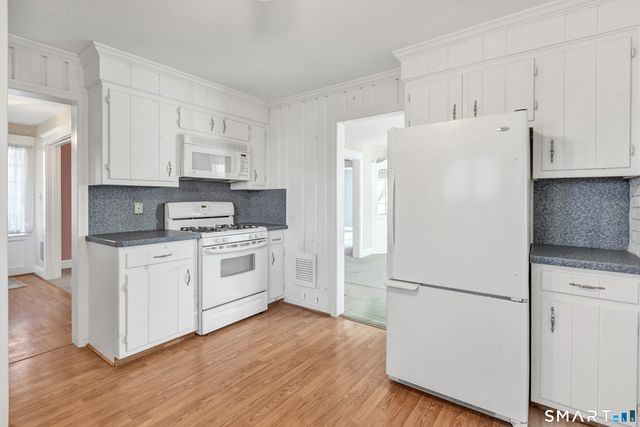 23 Lawton Terrace, Ansonia, CT 06401