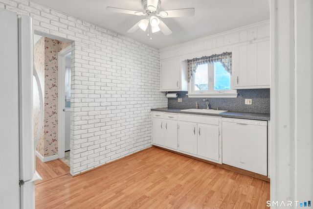 23 Lawton Terrace, Ansonia, CT 06401