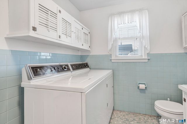 23 Lawton Terrace, Ansonia, CT 06401