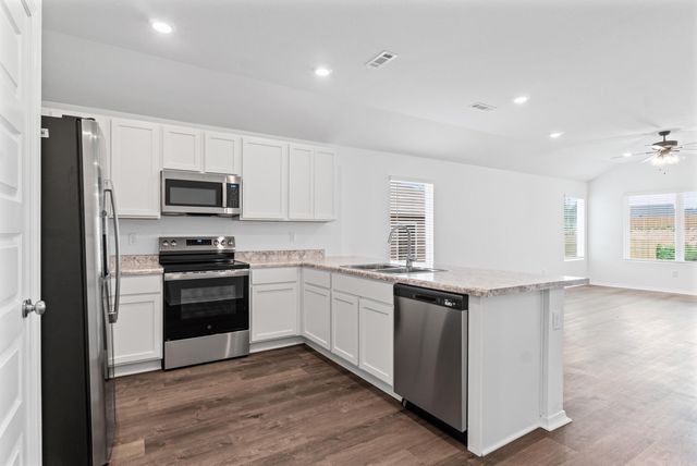 8088 Chesapeake Trail, Bauxite, AR 72011