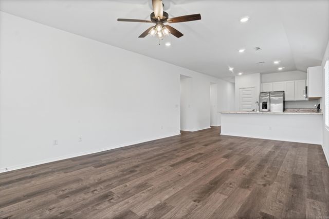8088 Chesapeake Trail, Bauxite, AR 72011