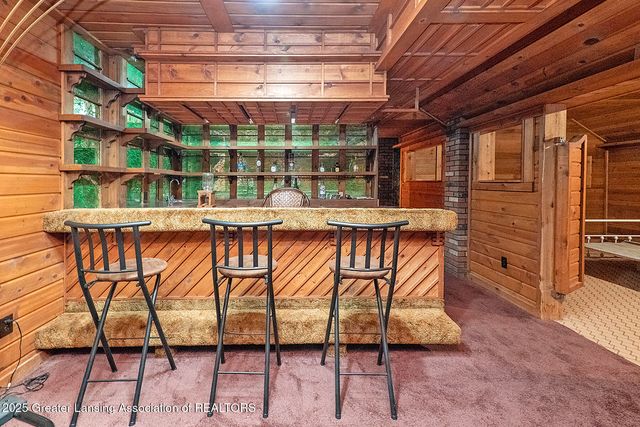 2806 S Washington Avenue, Lansing, MI 48910