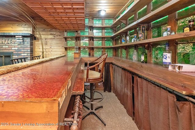 2806 S Washington Avenue, Lansing, MI 48910