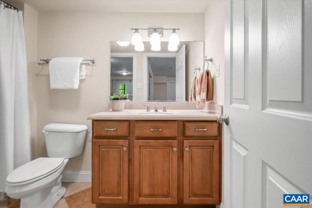 4973 DOUBLE EAGLE DR, Louisa, VA 23093
