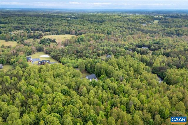 4973 DOUBLE EAGLE DR, Louisa, VA 23093
