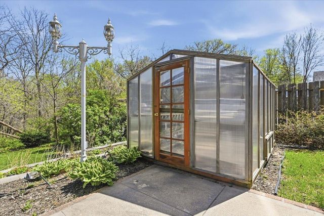 724 FOREST Drive, Council Bluffs, IA 51503