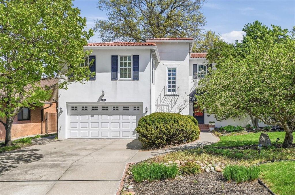 724 FOREST Drive, Council Bluffs, IA 51503
