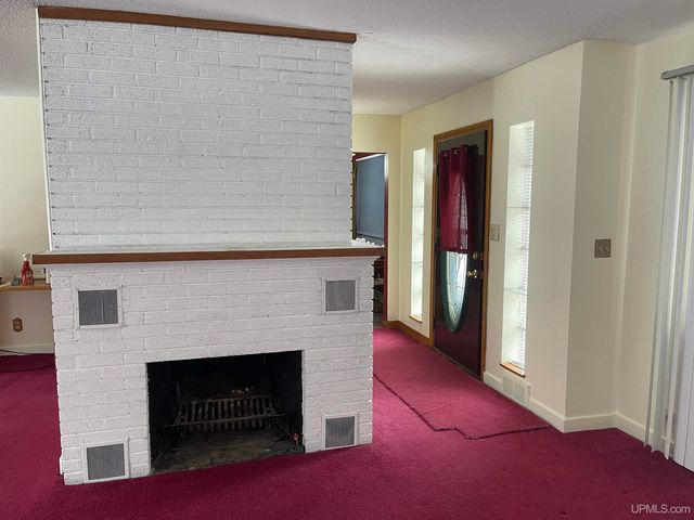 613 N 5th Avenue, Hurley, WI 54534