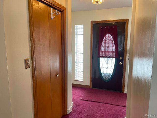 613 N 5th Avenue, Hurley, WI 54534